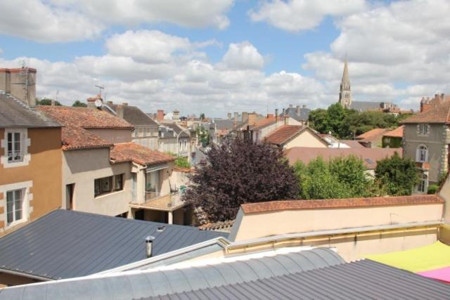 Logis Hôtel de France restaurant le Lucullus Montmorillon Quarto foto
